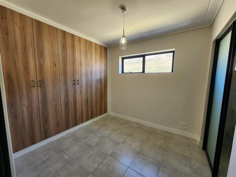 To Let 1 Bedroom Property for Rent in Gordons Bay Western Cape